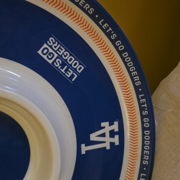 Chip 'n Dip Platter, 14" Round, Blue, White & Red. - Picture 4 of 6